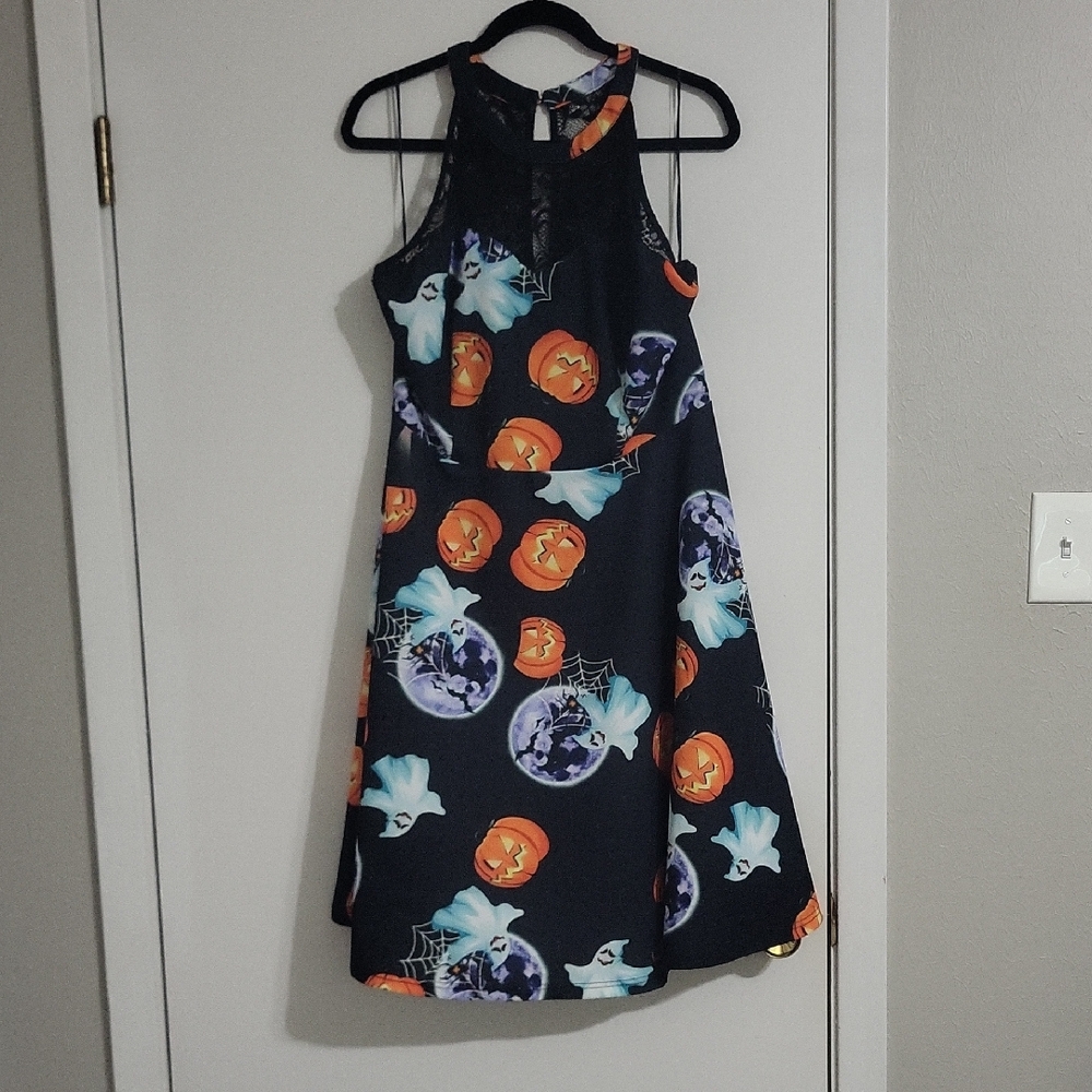 Halloween Themed Midi Dress - Black and Orange Fits Like A Size 20.